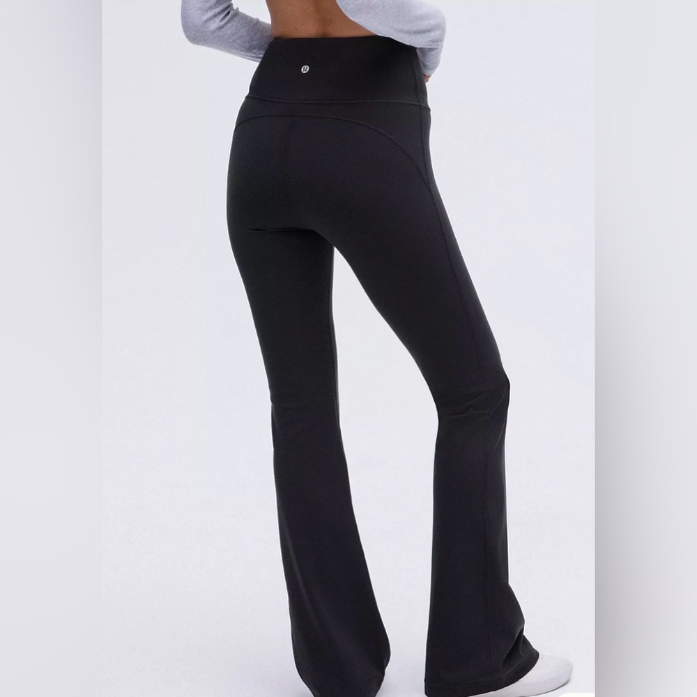 Lululemon Groove Nulu Super-High-Rise Flared Pant, 
Regular, Black, 2 - Picture 4 of 12
